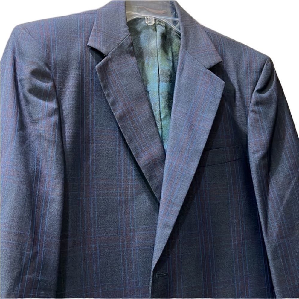 Madden’s Arcadia, LA Curly Men’s Sports Coat Blue Grey w Blue & Red Stripes